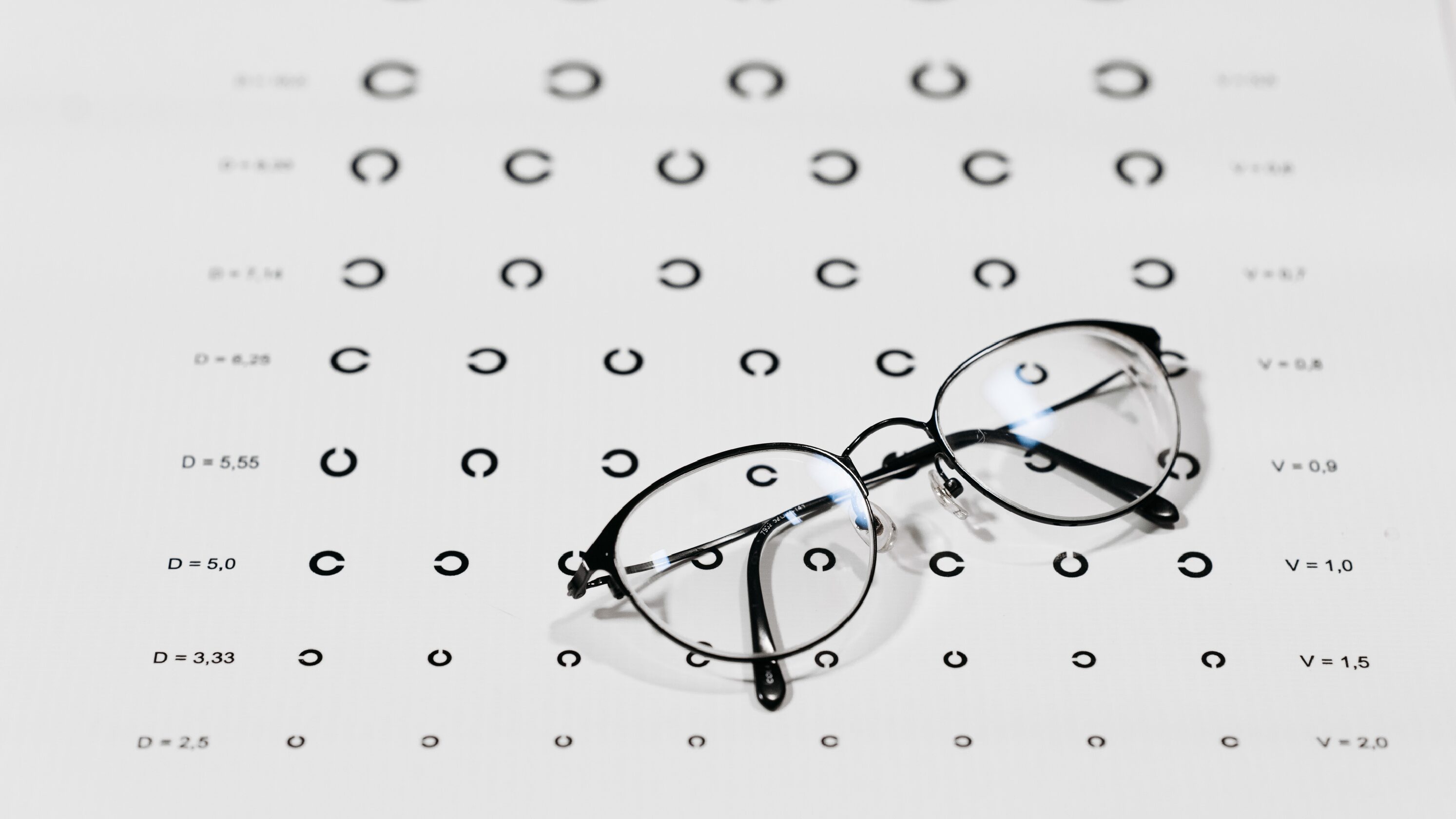 Seeing Well into Old Age: The Importance of Eye Exams for Seniors